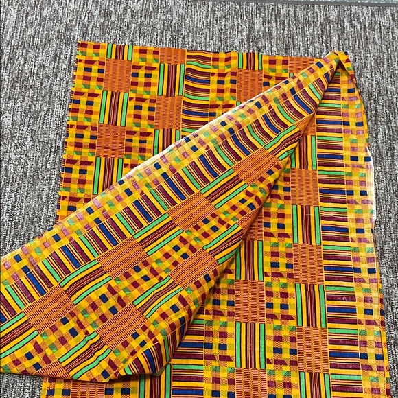 Hand-Dyed Ghanaian Kente Cloth - Picture 3 of 5